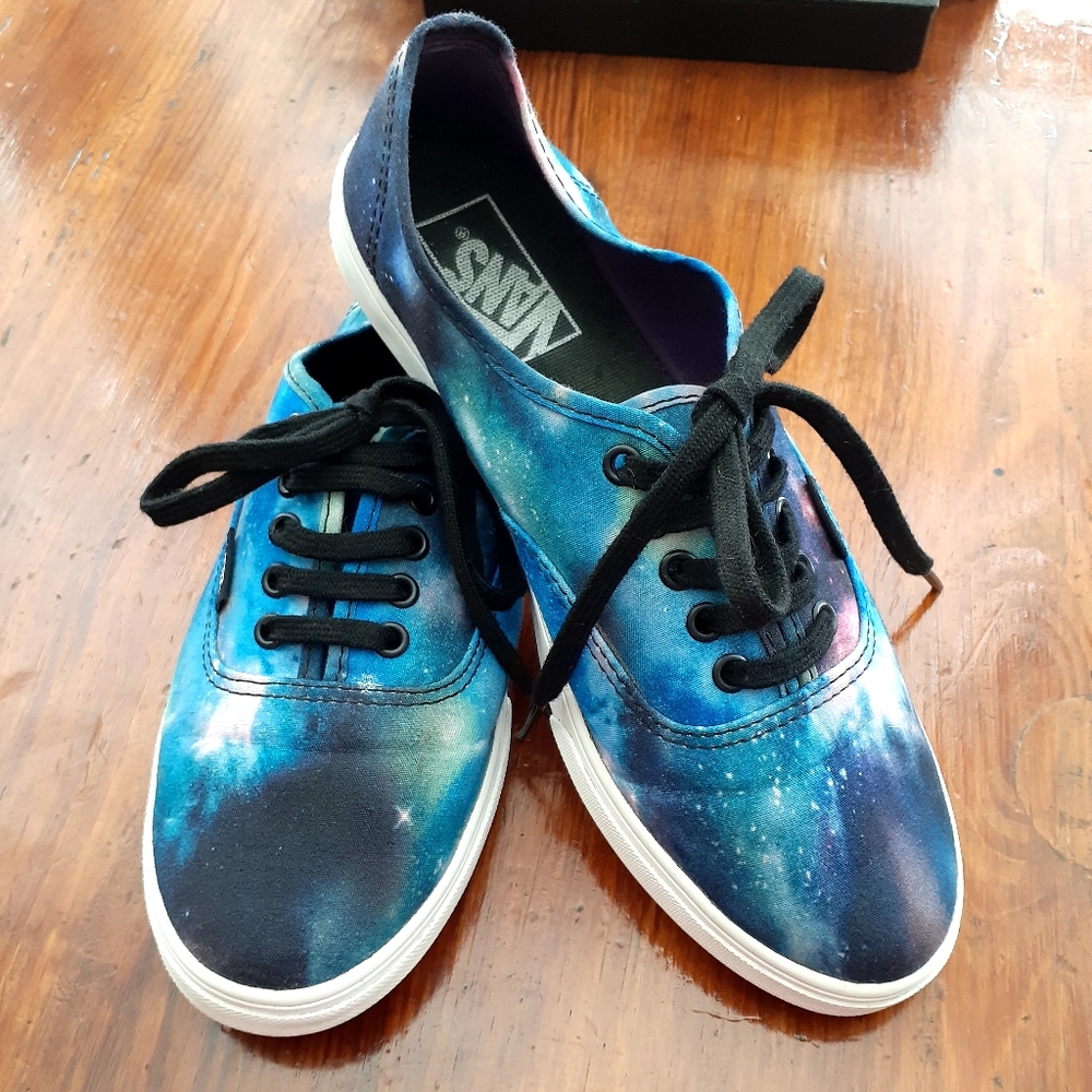 Women's Vans Galaxy Size 8